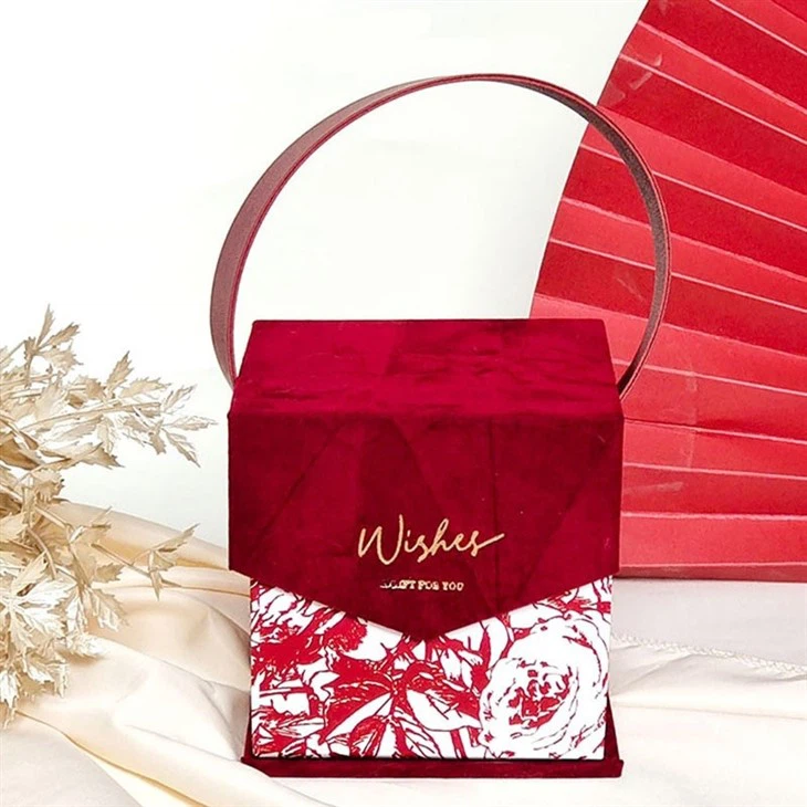 Bridal Party Gift Boxes (3)